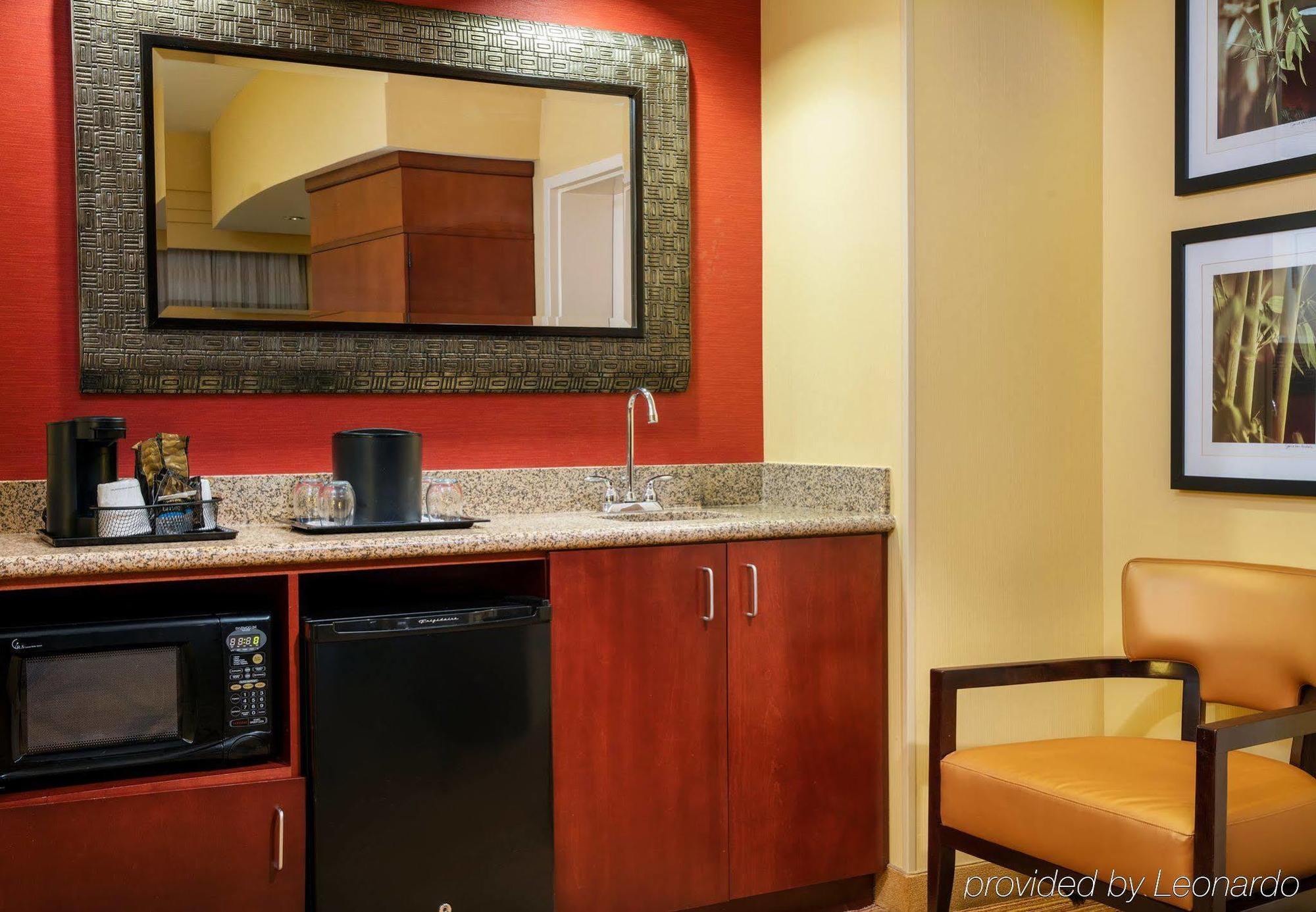 Courtyard By Marriott Jacksonville I-295/East Beltway Екстер'єр фото
